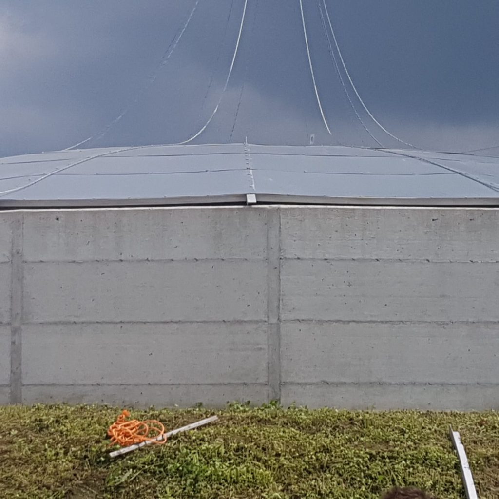Capac rezervor din beton, diametru 16 m, Sibiu