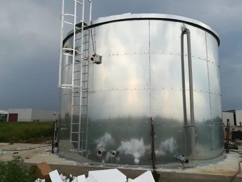 Fire-reserve water storage tank, București