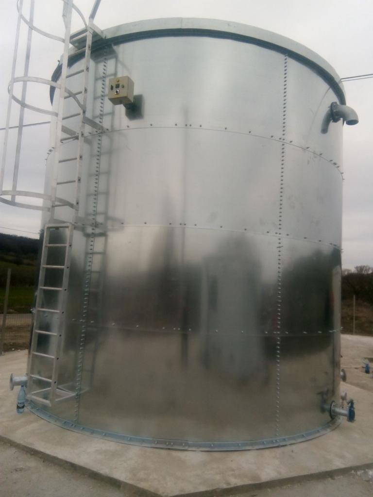 Fire-reserve water storage tank, production hall, Timiș County